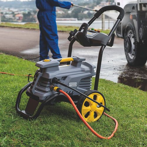 Lavadora de Alta Pressão Tramontina 2100W de Potência e 2300 Psi, Sistema Stop Total - Preta e Amarela 110V