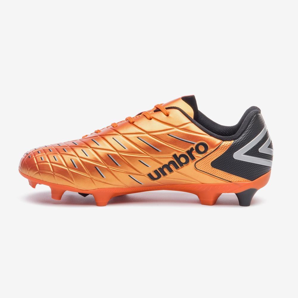 Chuteira campo umbro domain